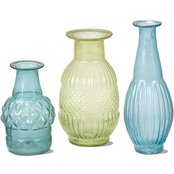  Antique- Style Vases