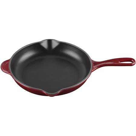 Le Creuset Traditional Skillet 9